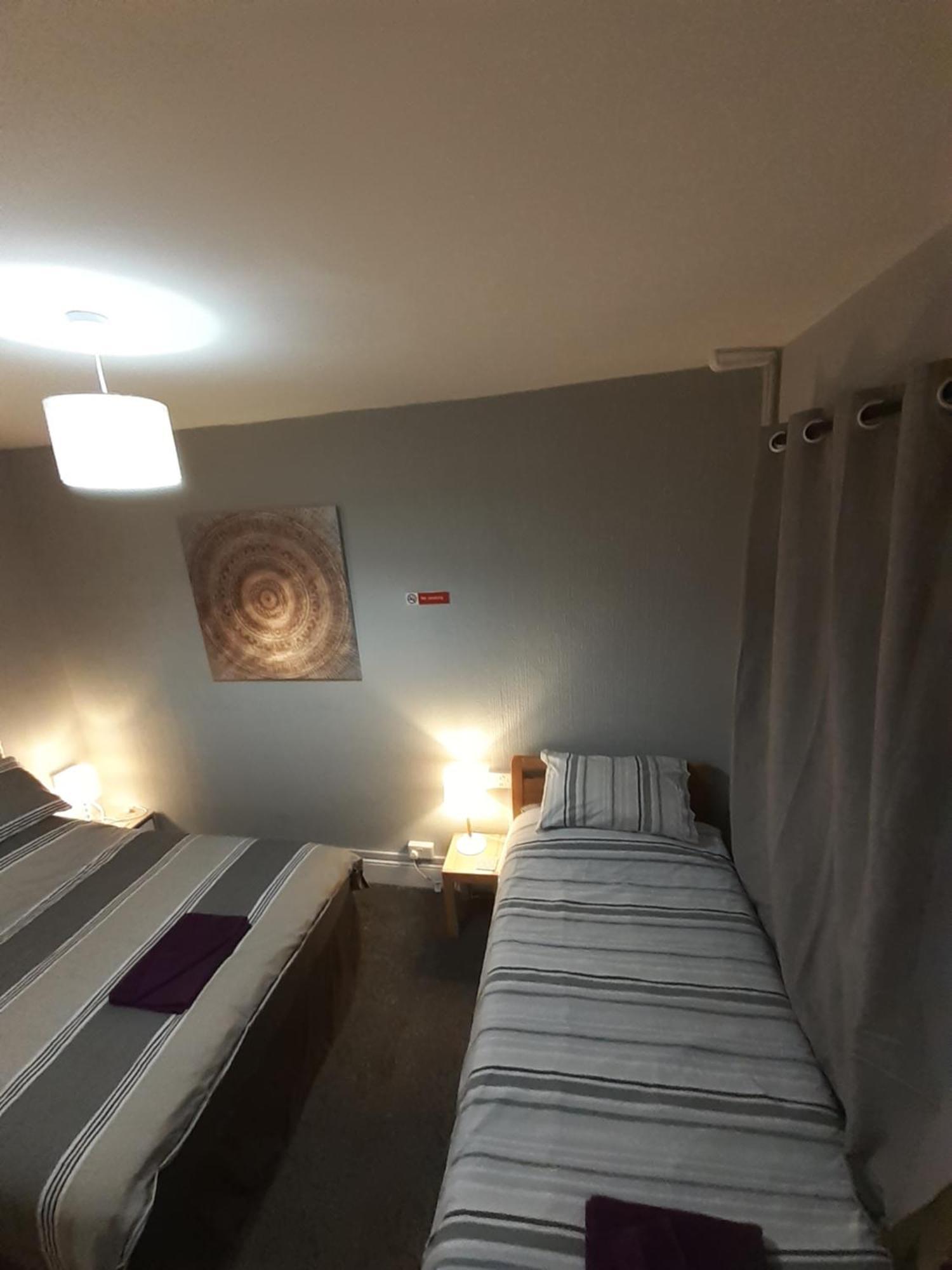 Caversham Lodge Reading Phòng bức ảnh